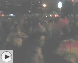 A mass dance outside the Xian southern gate